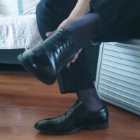 @冸鑫森 文案你来写！#皮鞋黑袜正装 抖音