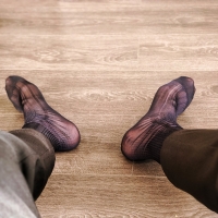 帅哥虎叔的臭锦纶丝袜，超赞