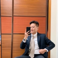 @小宝 浅脱一下皮鞋吧#正装皮鞋 #黑袜 抖音